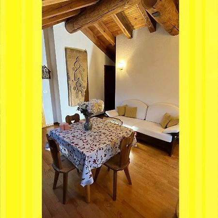 Chalet Blanc "La Mansarda" 쿠르마예 외부 사진