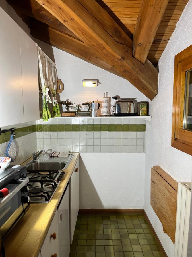 Chalet Blanc "La Mansarda" 쿠르마예 외부 사진