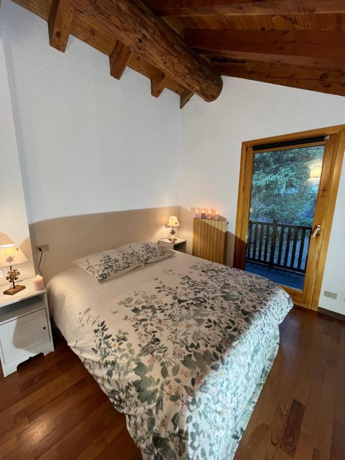 Chalet Blanc "La Mansarda" 쿠르마예 외부 사진