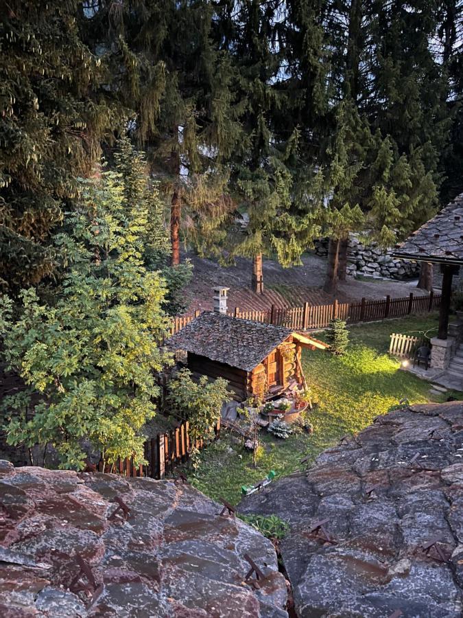 Chalet Blanc "La Mansarda" 쿠르마예 외부 사진
